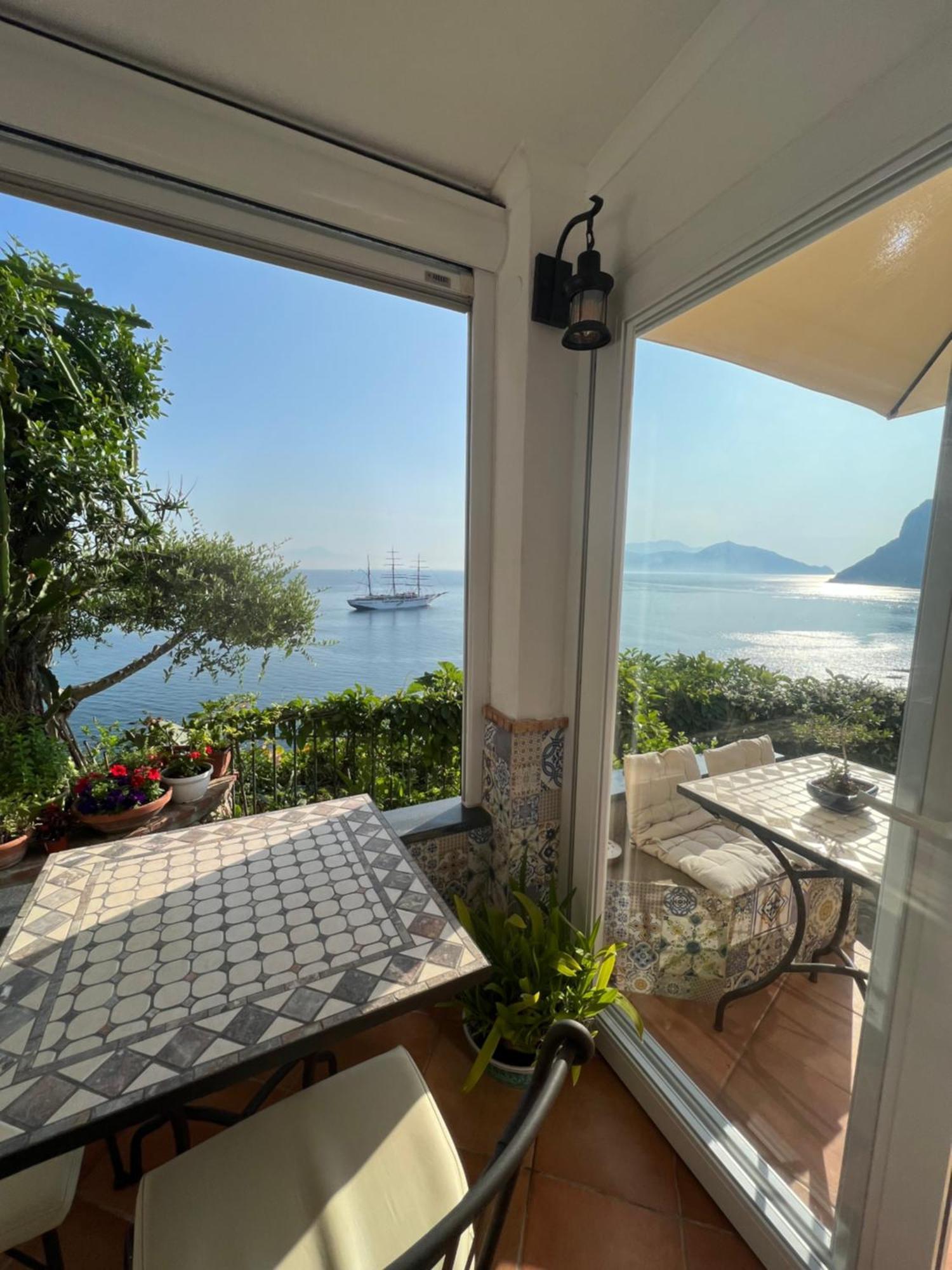 La Terrazza Sul Mare Bed & Breakfast Capri Luaran gambar