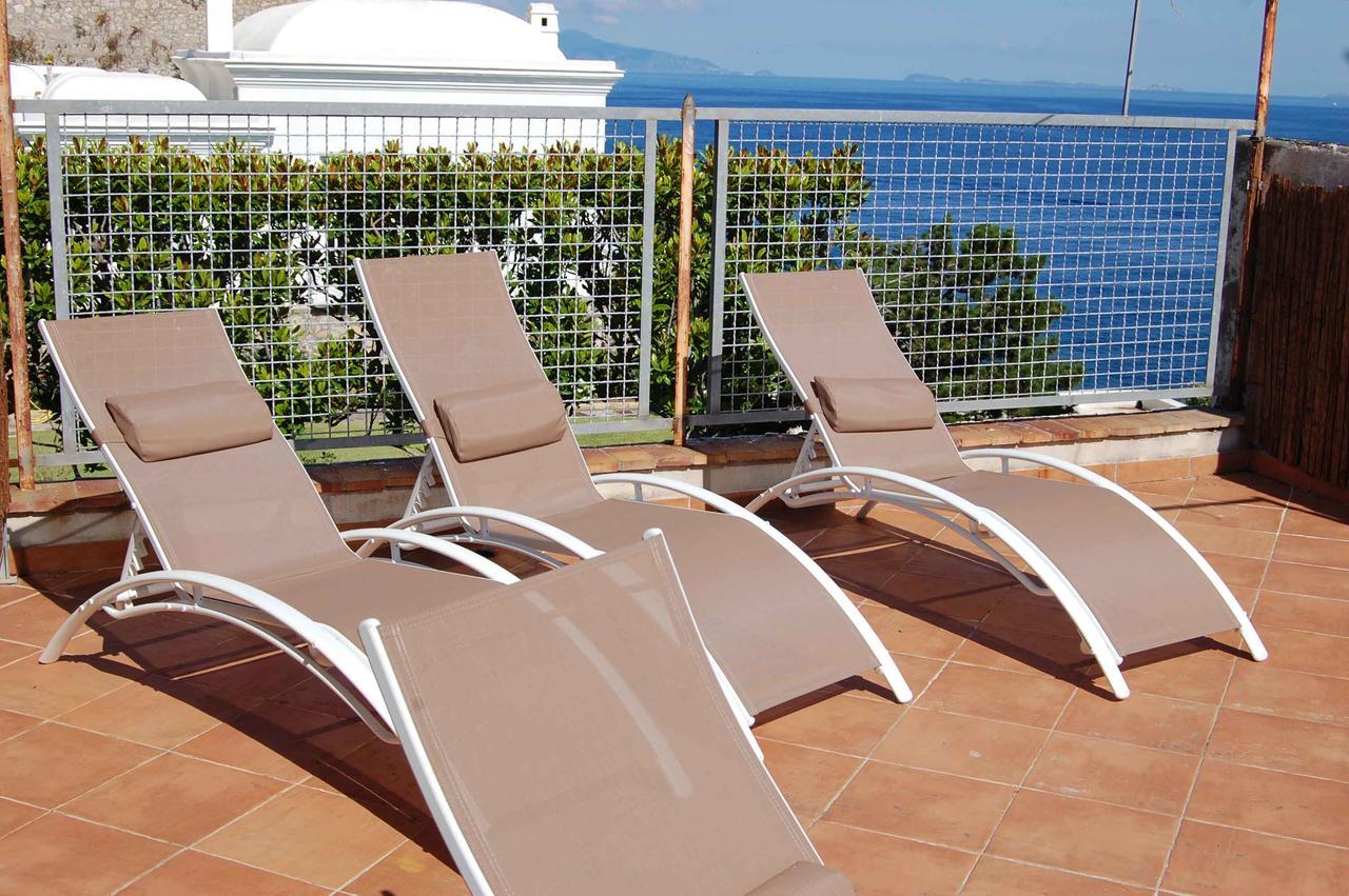 La Terrazza Sul Mare Bed & Breakfast Capri Luaran gambar