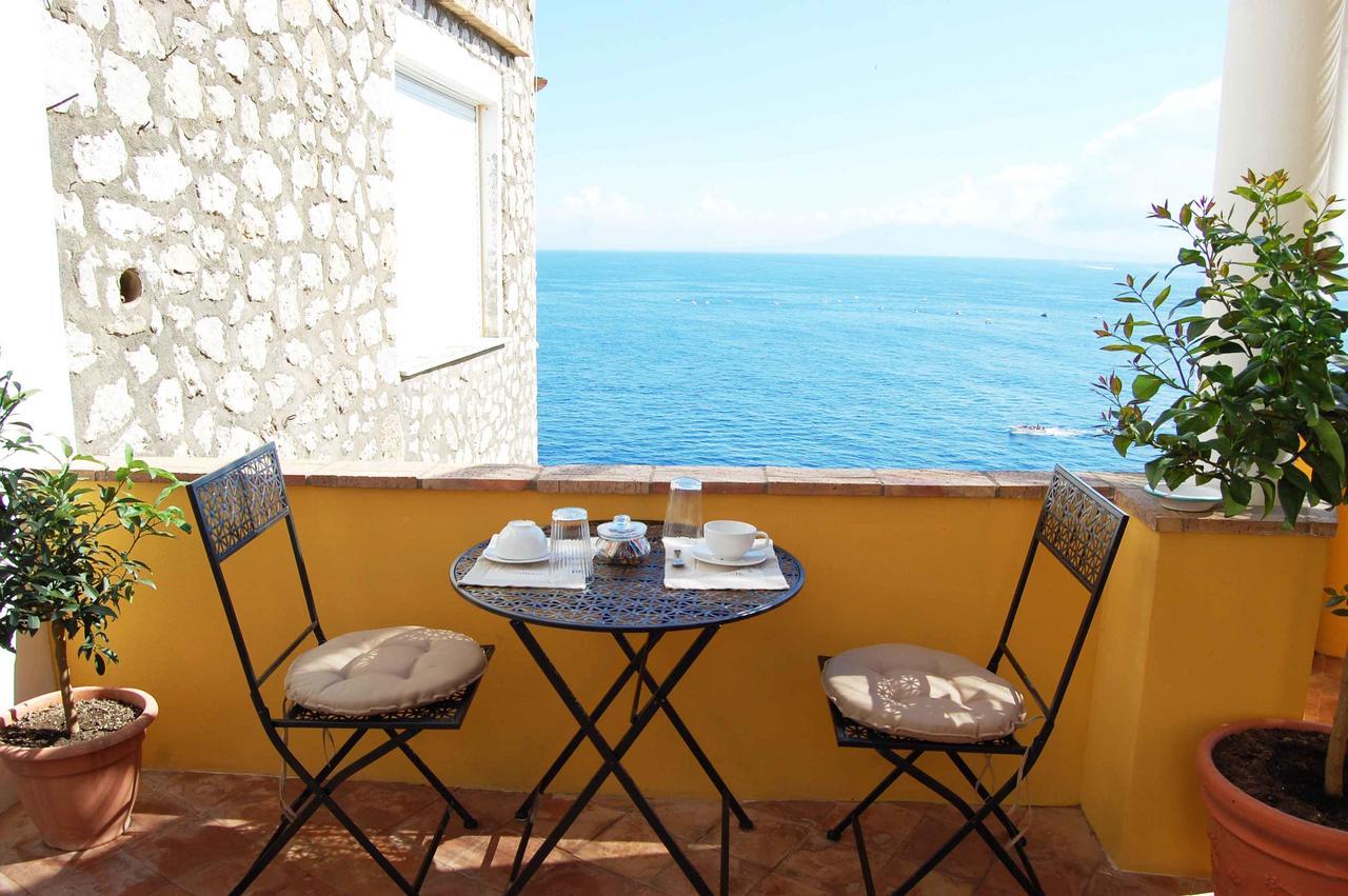 La Terrazza Sul Mare Bed & Breakfast Capri Luaran gambar